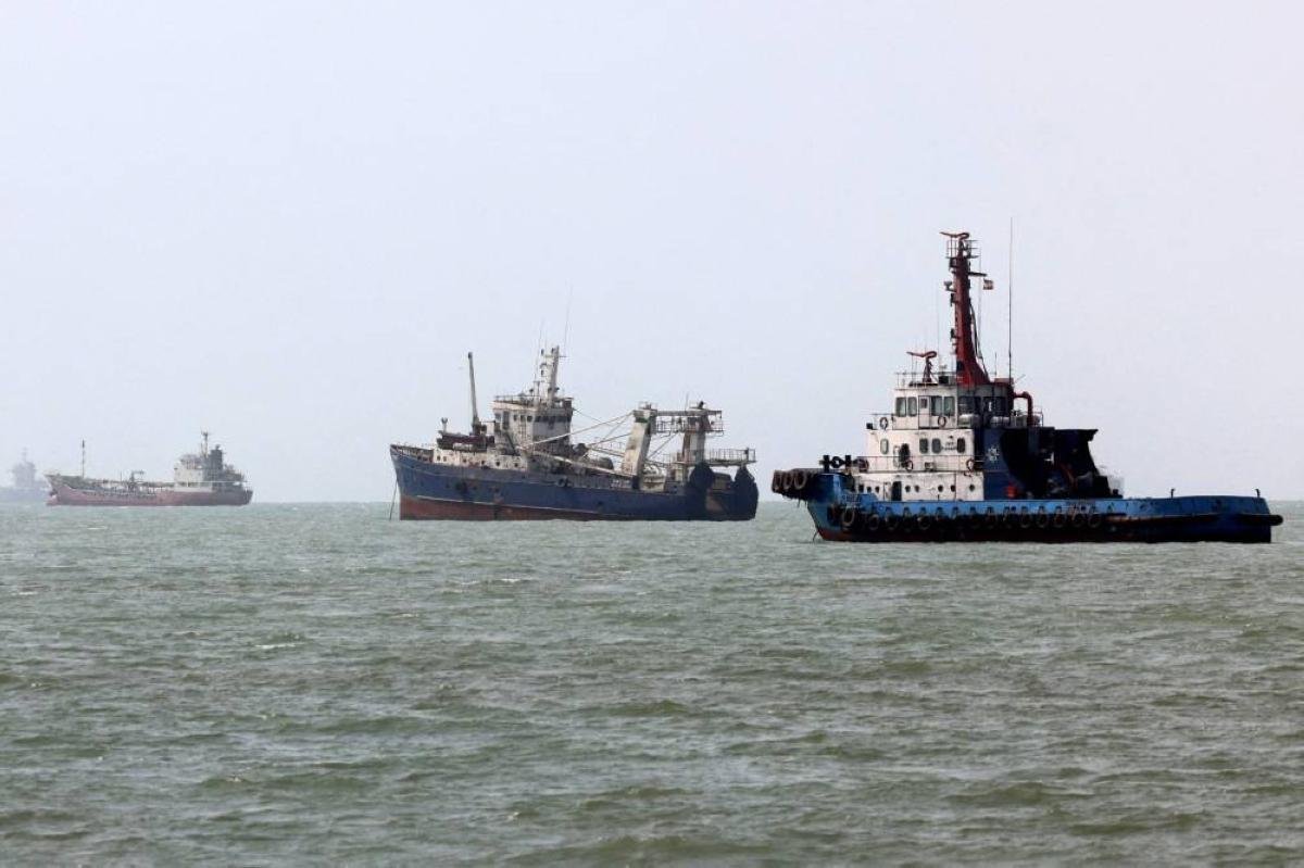 US blockade succeeds where san...
