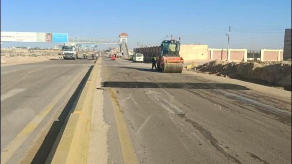 محافظ مطروح يوجه بمراجعة الطرق المرصوفة وتسريع تنفيذ المشروعات المتأخرة