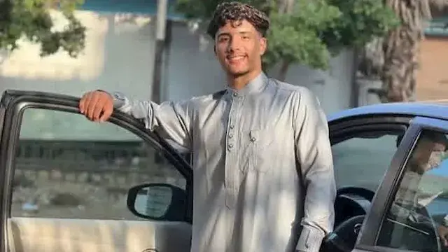 "خرج للسباحة مع أصحابه رجع في...