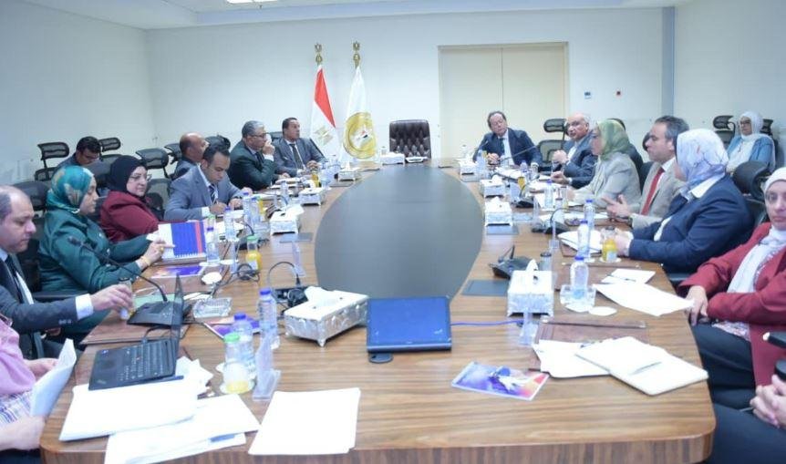 جهاز شئون البيئة يتابع تنفيذ الخطة الاستثمارية للعام المالي 2026-2027