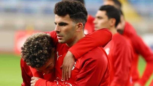 عمرو الحديدي: زيزو قدم أفضل مبارياته مع الأهلي أمام الزمالك وعاشور كان مختفي