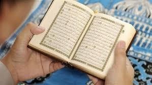 حكم قراءة القرآن وأنا على غير طهارة؟