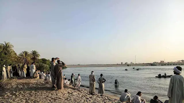 رحلة السباحة الأخيرة.. القصة ا...