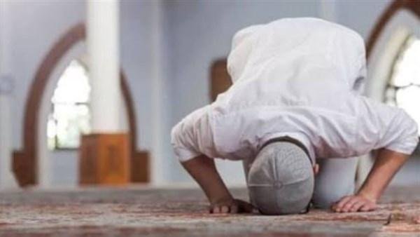 حكم الصلاة في الطائرة .. دار الإفتاء تحدد كيفيتها وضوابطها الشرعية