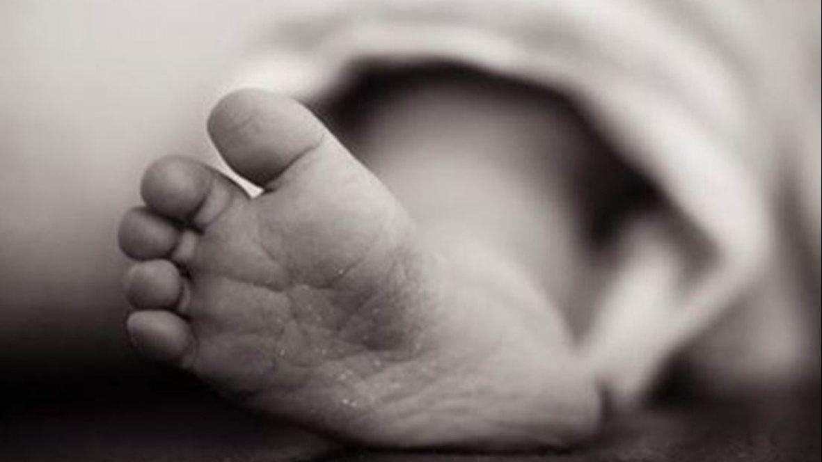 بسبب كثرة التبول.. عاطل يضرب ابنة زوجته حتى الموت في أكتوبر