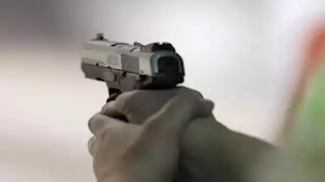 إصابة 7 أشخاص في مشاجرة مسلحة...