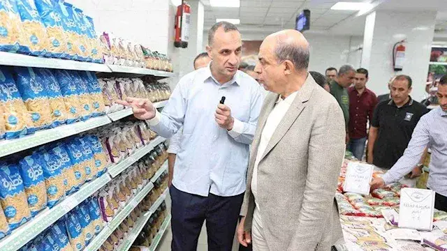 طبق البيض بـ 70 واللحمة بـ350...