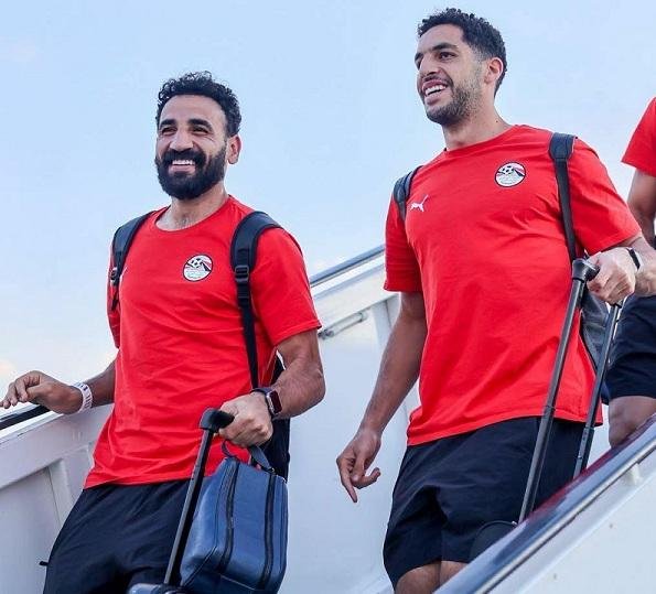 بعثة منتخب مصر تصل مطار القاهرة.. وانتظام اللاعبين في التدريبات غدا