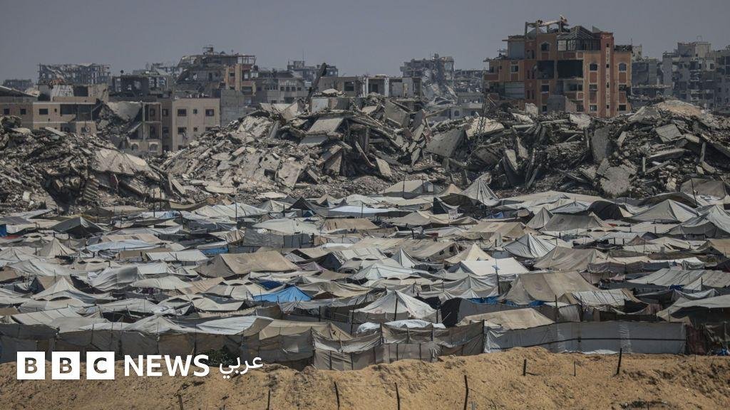 اشتباكات غربي غزة بعد توغل "قوة مسلحة مشتركة"، والجيش الإسرائيلي يقول إنه هاجم مواقع "لإزالة تهديدات ضد قواته"