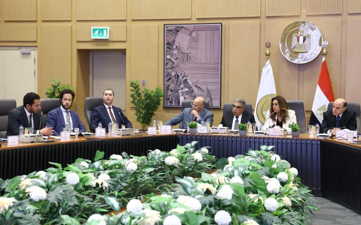 وزيرة التنمية المحلية والبيئة:...