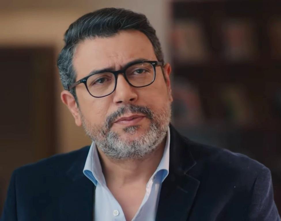أحمد وفيق: اتحاربت في بداياتي الفنية واضطررت للهروب 4 سنوات