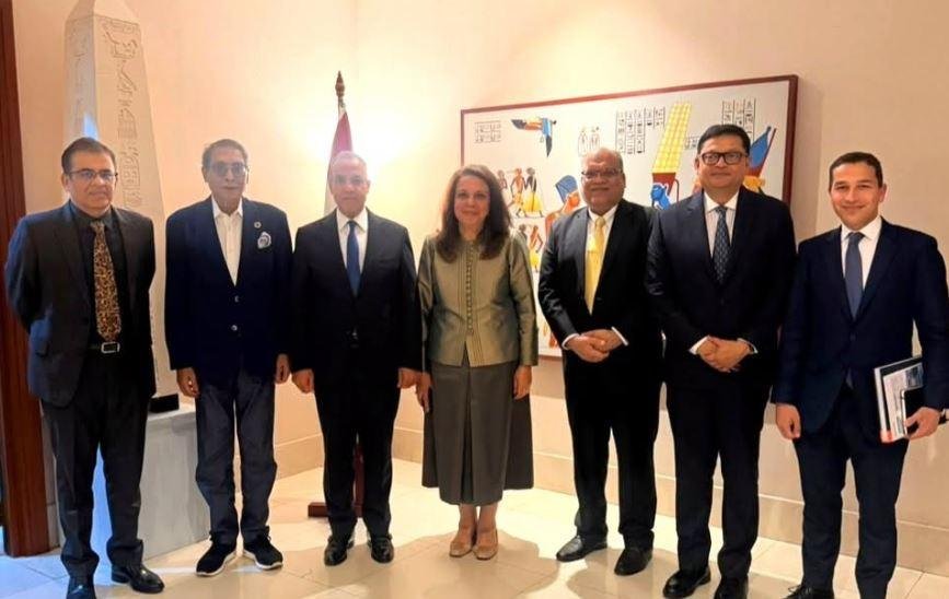 وزير الخارجية يبحث مع رئيس شركة تايلاندية توسيع استثماراتها وأنشطتها في السوق المصرية