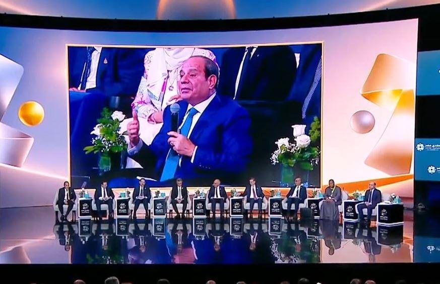الرئيس السيسي: فكرنا في تأمين احتياطي استراتيجي للسلع 3 أشهر لكن تراجعنا وقررنا جعله 6 أشهر