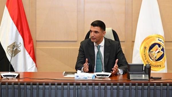 وزير الصناعة يعلن إنشاء صناديق للتمويل الصناعي بالشراكة مع الصندوق السيادي