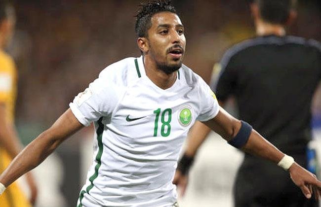 تقارير سعودية تكشف موقف سالم الدوسري من كلاسيكو الهلال والاتحاد