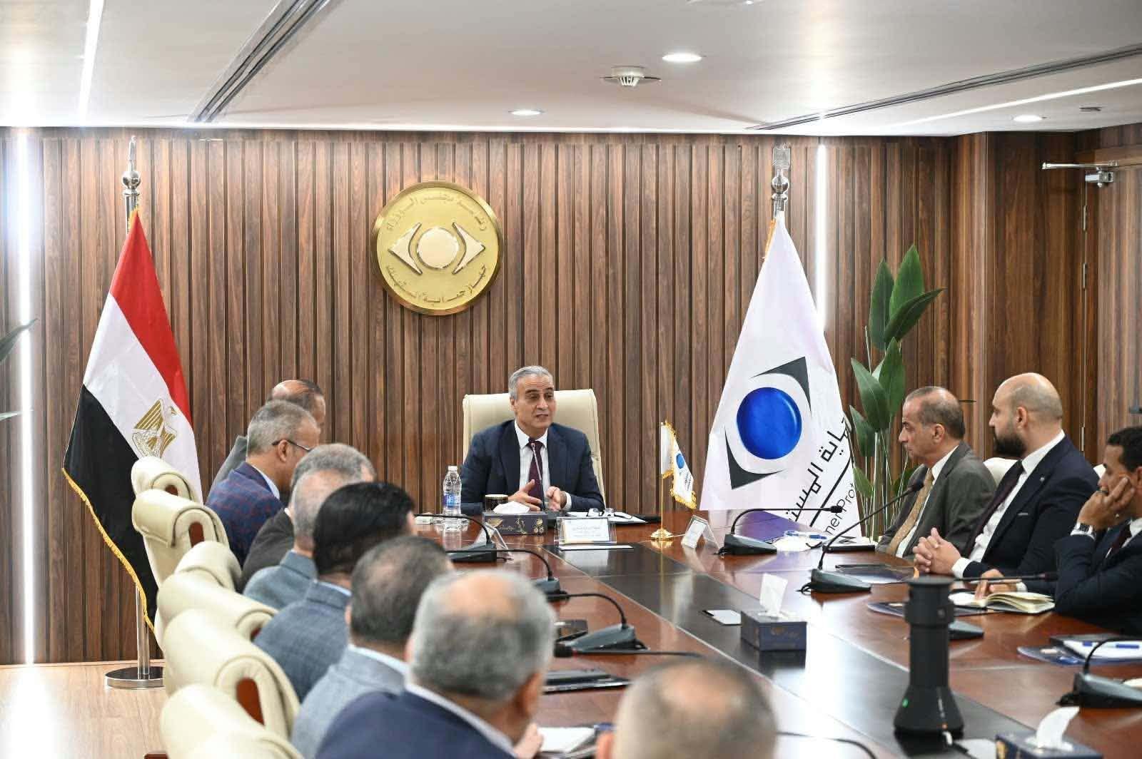 رئيس حماية المستهلك يوجه بتكثيف الرقابة والوصول لمصادر المخالفات