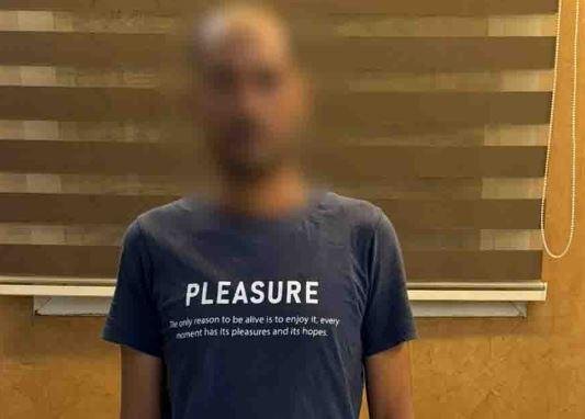 ضبط شخص بتهمة الترويج لبيع أسطوانات الزئبق السامة والنصب على المواطنين بأسوان