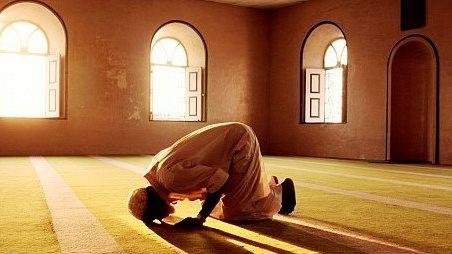 صلاة التسابيح.. كيفية أدائها وفضلها وحكمها الشرعي ومتى تُصلّى؟