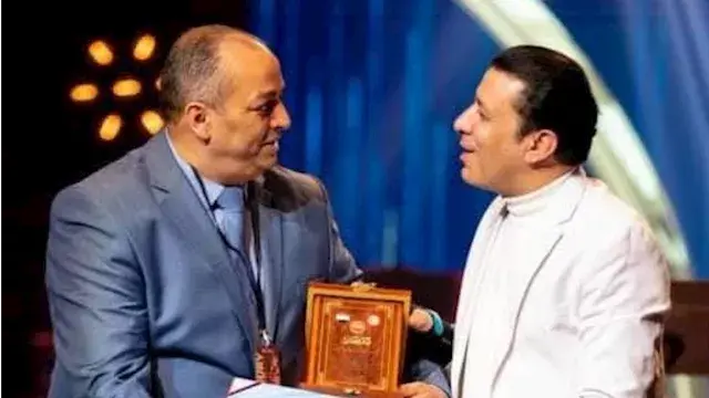 تكريم هاني شاكر يشعل حرب البيانات بين مصطفى كامل وماهر همامي