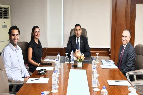 وزير الرياضة يلتقي رئيس اتحاد الاسكواش لبحث الاستعدادات لأولمبياد لوس أنجلوس