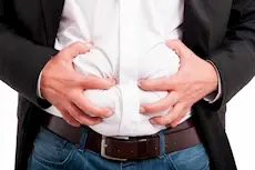 7 مشروبات تساعد على تخفيف الانتفاخ وتحسين الهضم