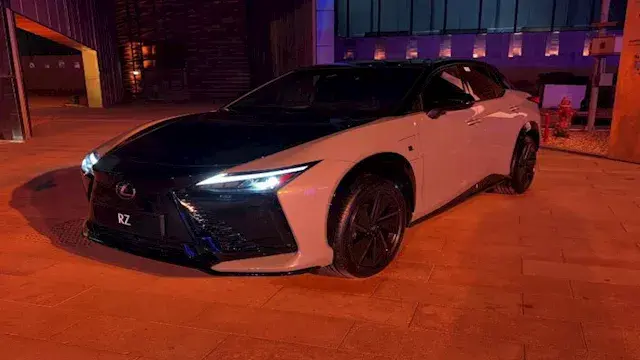 لكزس RZ أحدث سيارات العلامة اليابانية الفاخرة في مصر.. أسعار ومواصفات