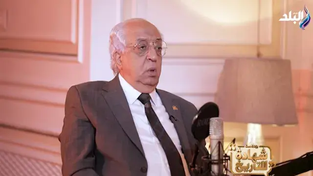 وزير الداخلية الأسبق يكشف كواليس وصول مبارك للسجن ورغبة مرسي في الاستقالة | فيديو