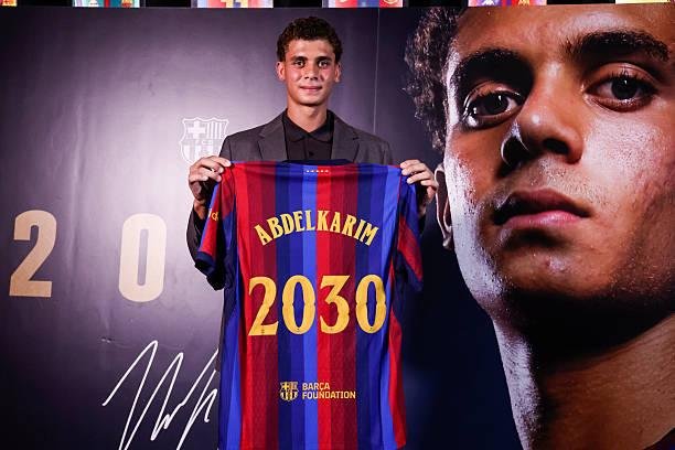 مدرب صن داونز: فخور بانتقال حمزة عبد الكريم إلى برشلونة