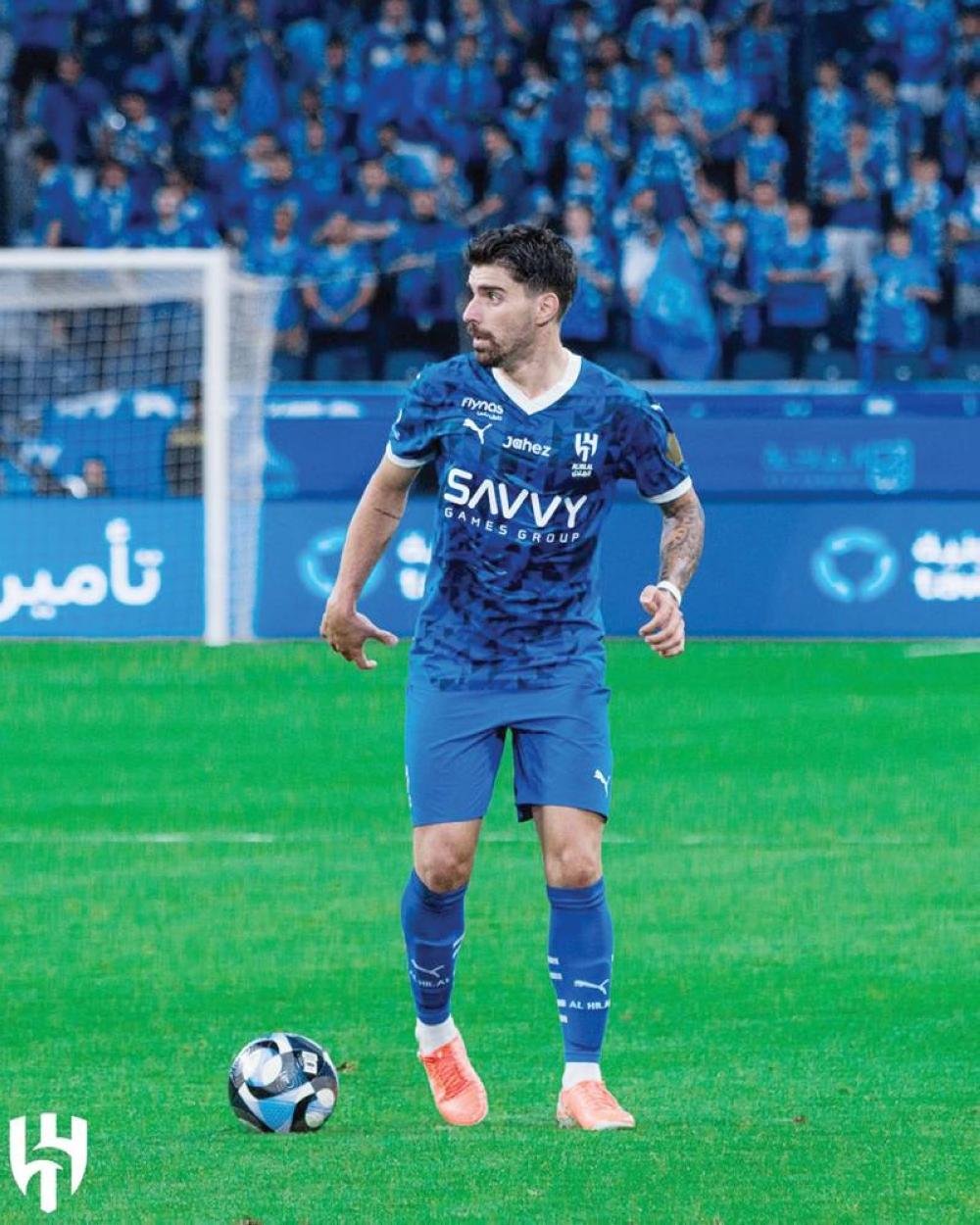 الهلال يشكو جماهير التعاون