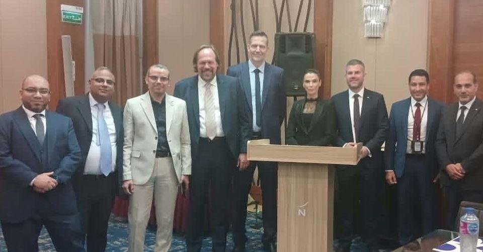 مصر للطيران توقع بروتوكول تعاون مع Lufthansa Systems الألمانية لتطوير منظومة إدارة أطقم الطائرات