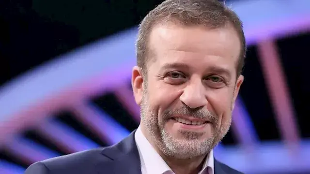 شريف منير في حفل افتتاح الدورة التاسعة من مهرجان الجونة السينمائي