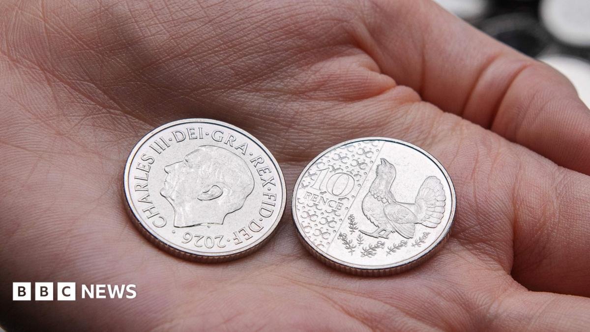 New 10p coin enters circulatio...