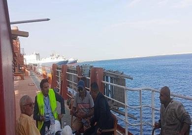 تدخل عاجل لـ«ITF» بميناء سفاجا لدعم 7 بحارة مصريين بسبب تأخر الأجور ونقص المؤن