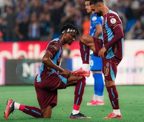 مدافع طرابزون: صلاح لاعب كبير للغاية وهذا سر احتفالي معه