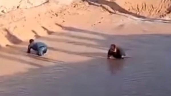 أيام من البحث والأمل.. شقيقان يناشدان بالعثور على أخيهما المفقود في سيول نويبع