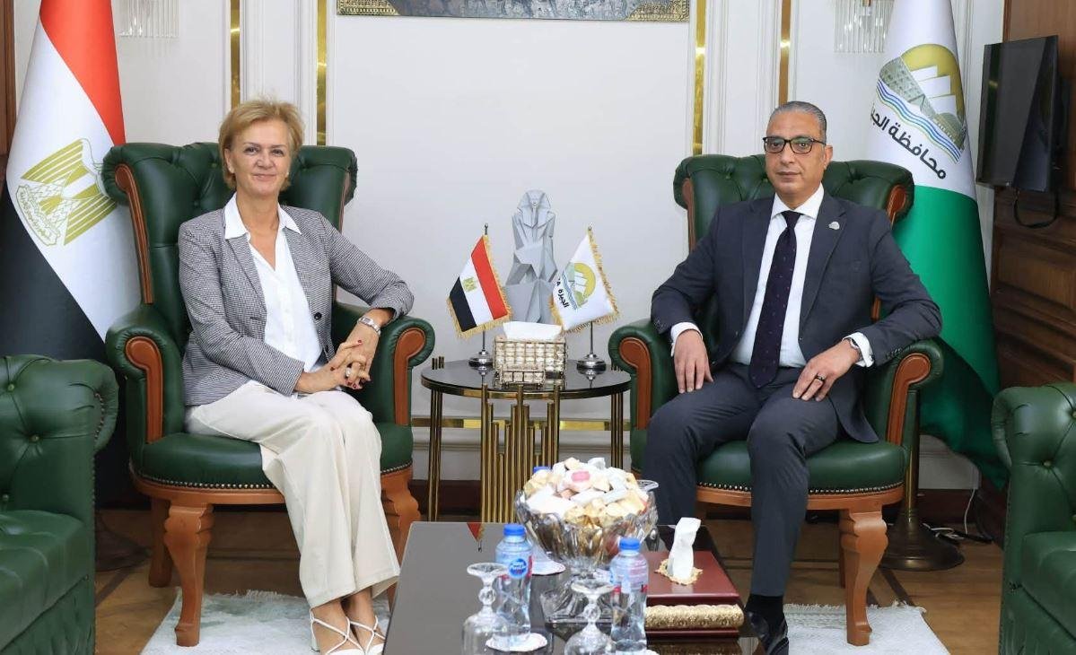 محافظ الجيزة يستقبل سفيرة الاتحاد الأوروبي بالقاهرة لبحث آفاق التعاون المشترك