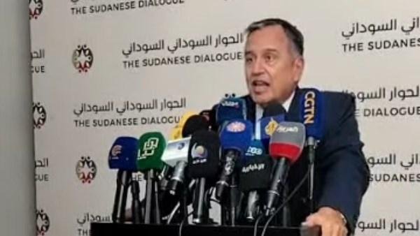 نبيل فهمي من الخرطوم: الجامعة العربية ملتزمة بدعم سيادة السودان ووحدة أراضيه
