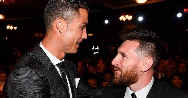 رونالدو يوجه رسالة لميسي بعد اعتزاله اللعب الدولي
