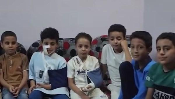 جابوله عصير وفاكهة.. أصدقاء طفل مريض يضربون أروع أمثلة الوفاء بالمنيا