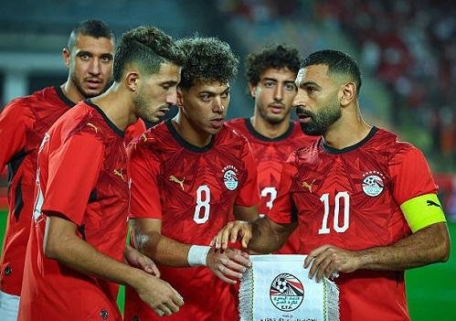 وزارة الرياضة: الأزمة انتهت.. صلاح سينضم لمعسكر منتخب مصر في نوفمبر