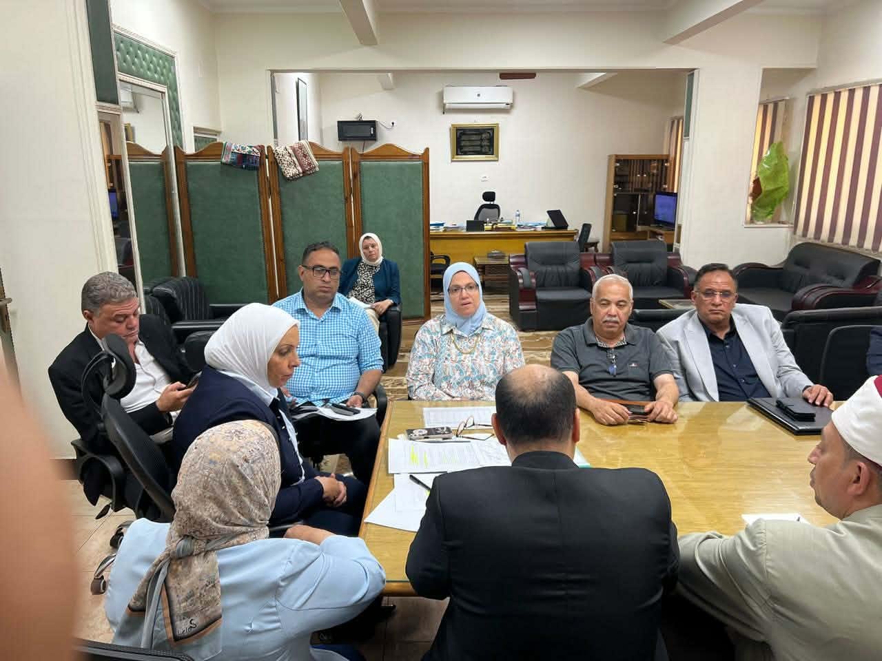 محافظ القليوبية يوجه برفع الاستعدادات لتنفيذ حملة التطعيم ضد الحصبة والحصبة الألمانية