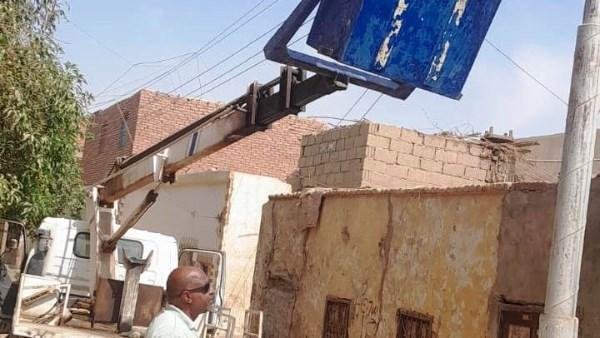 أسوان.. تكثيف أعمال النظافة ورفع المخلفات وصيانة الإنارة العامة بنصر النوبة