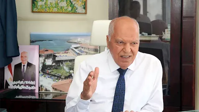 نقيب المعلمين يشيد بتقنين أوضاع معلمي الحصة وإبرام عقود موسمية