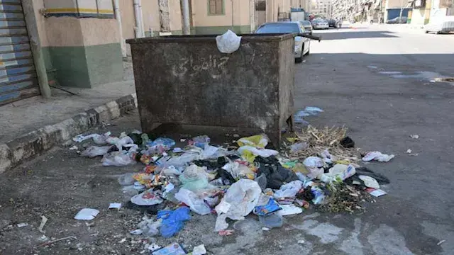 بعد رصد تراكم القمامة بالشوارع...
