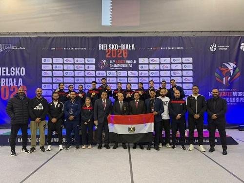 وزير الرياضة يهنئ منتخب الكاراتيه للناشئين والشباب بعد وصافة بطولة العالم