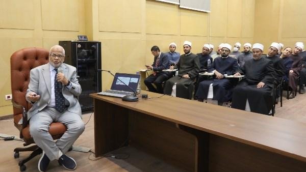 انطلاق دورة «الفلك الشرعي» بدار الإفتاء.. ضوابط رؤية الأهلة والمواقيت وأسس الرصد الفلكي