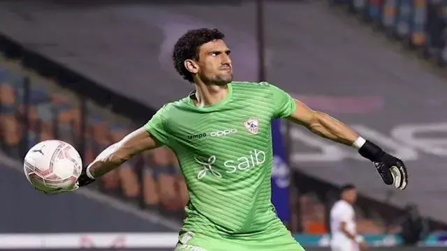 عواد يتواصل مع لاعب بترول أسيوط للاطمئنان على حالته بعد الجراحة