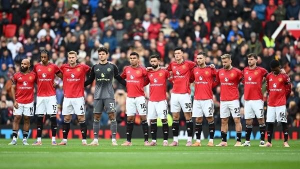 مانشستر يونايتد يخسر برباعية من كومو في دوري أبطال أوروبا