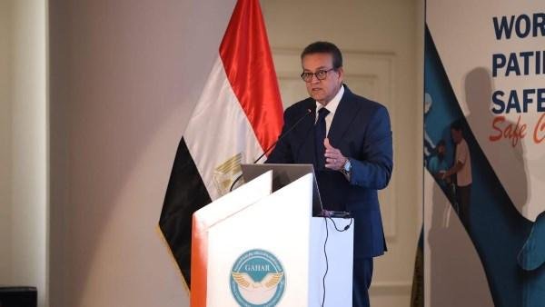 وزير الصحة:  تعميم منظومة وطنية آمنة للإبلاغ عن الأحداث العارضة والأخطاء الطبية