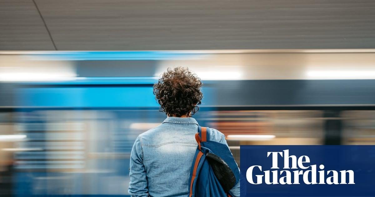Rise of the student commuters:...